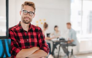 Ihre Bewerbung sollte stets klare Aussagen zu wichigen Fakten beinhalten: Eintrittsdatum, Beweggründe, Sperrvermerke. Wer klar und sicher auftritt wird vor anderen Bewerbern einen deutlichen Vorteil haben. Man schreibt ihnen dann Zielstrebigkeit zu, eine sehr geschätzte Eigenschaft. (#1)