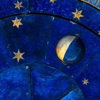 Mond im 8. (achten) Haus. Das Horoskop. (Foto: shutterstock - Viacheslav Lopatin )