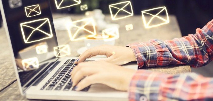 1 E-Mail verschicken: Tipps zu Netiquette und Anmeldung, damit Ihre E-Mail ihre volle Wirkung entfalten kann. (Foto: shutterstock - Who is Danny )