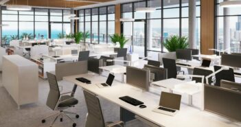Büroauslastung: Wie viel Büro Desk Sharing wirklich einspart, wie lange Büros tatsächlich leer stehen und wie ein zuverlässiges Monitoring funktioniert (Foto: AdobeStock - Christian Hillebrand)