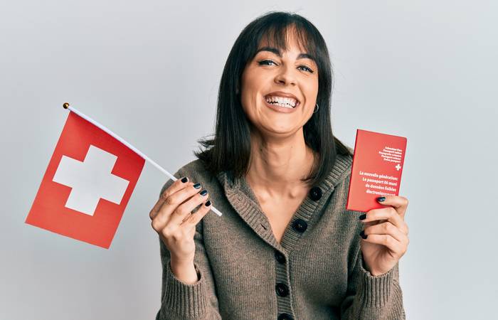 Das Leben in der Schweiz bietet zweifellos eine Fülle von Möglichkeiten, doch es bringt auch seine eigenen Herausforderungen mit sich. (Foto: AdobeStock - 423292937 Krakenimages.com)