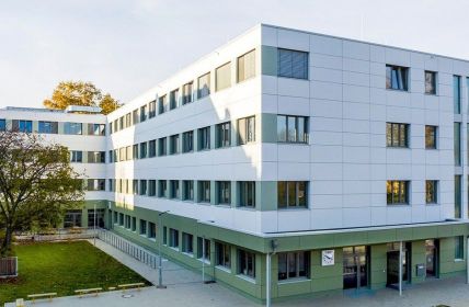Berlin eröffnet erste Drehscheibenschule - modern, nachhaltig und (Foto: ALHO Unternehmensgruppe)
