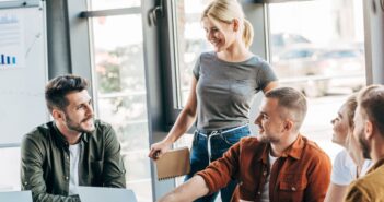 Link vorschlagen: So wird in Deutschland Digital-Marketing gemacht (Foto: AdobeStock - LIGHTFIELD STUDIOS 229546129)