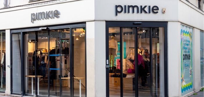 Pimkie: Mode mit Style und Vision! Der französiche pimkie-Store. (Foto: AdobeStock_664631690 HJBC)