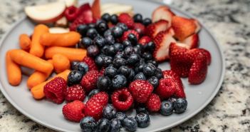 Vitamine, Mineralstoffe und Omega-3 sichern Immunsystem, Gehirn und (Foto: AdobeStock - Tanya - 1793934492)
